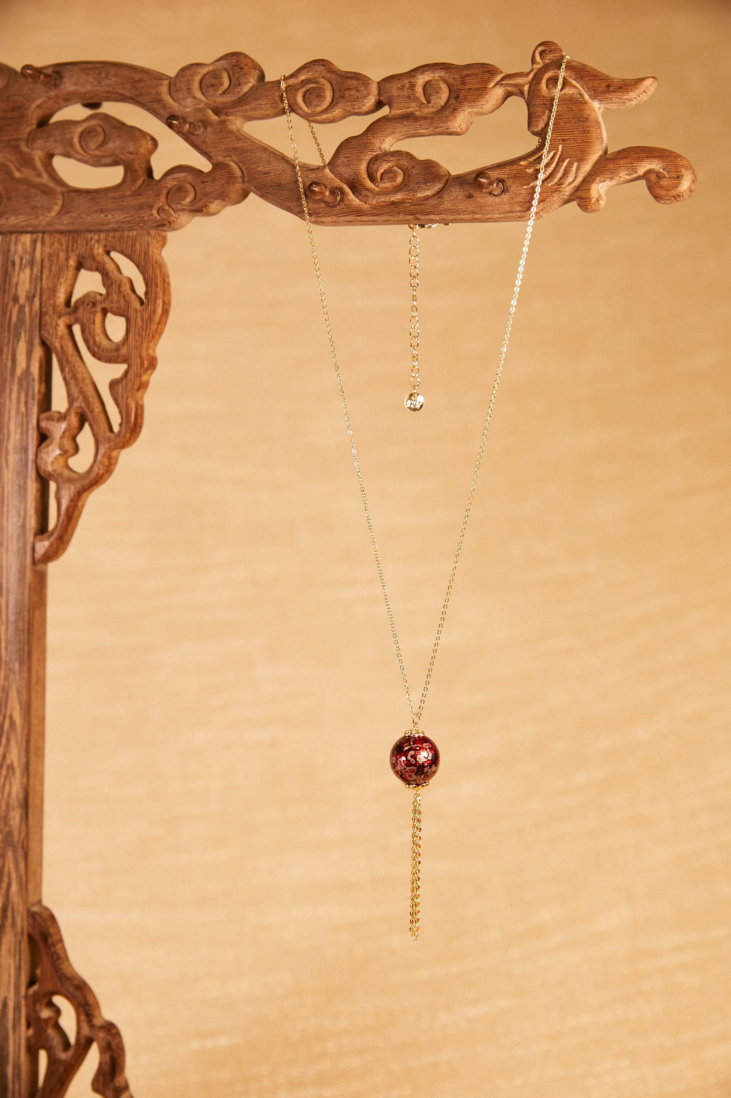 Jewelry/Lacquer necklace (34.5cm)/lucky red ball