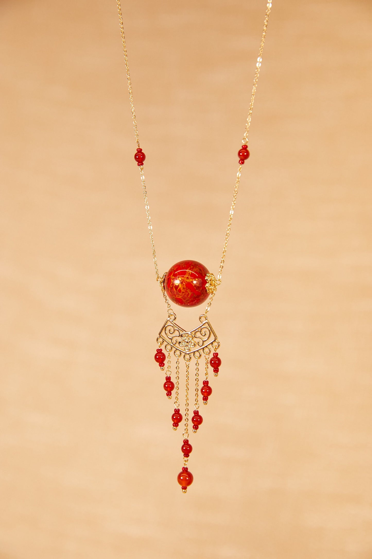 Jewelry/Lacquer necklace (36.5cm X 1.8cm)/lucky red ball