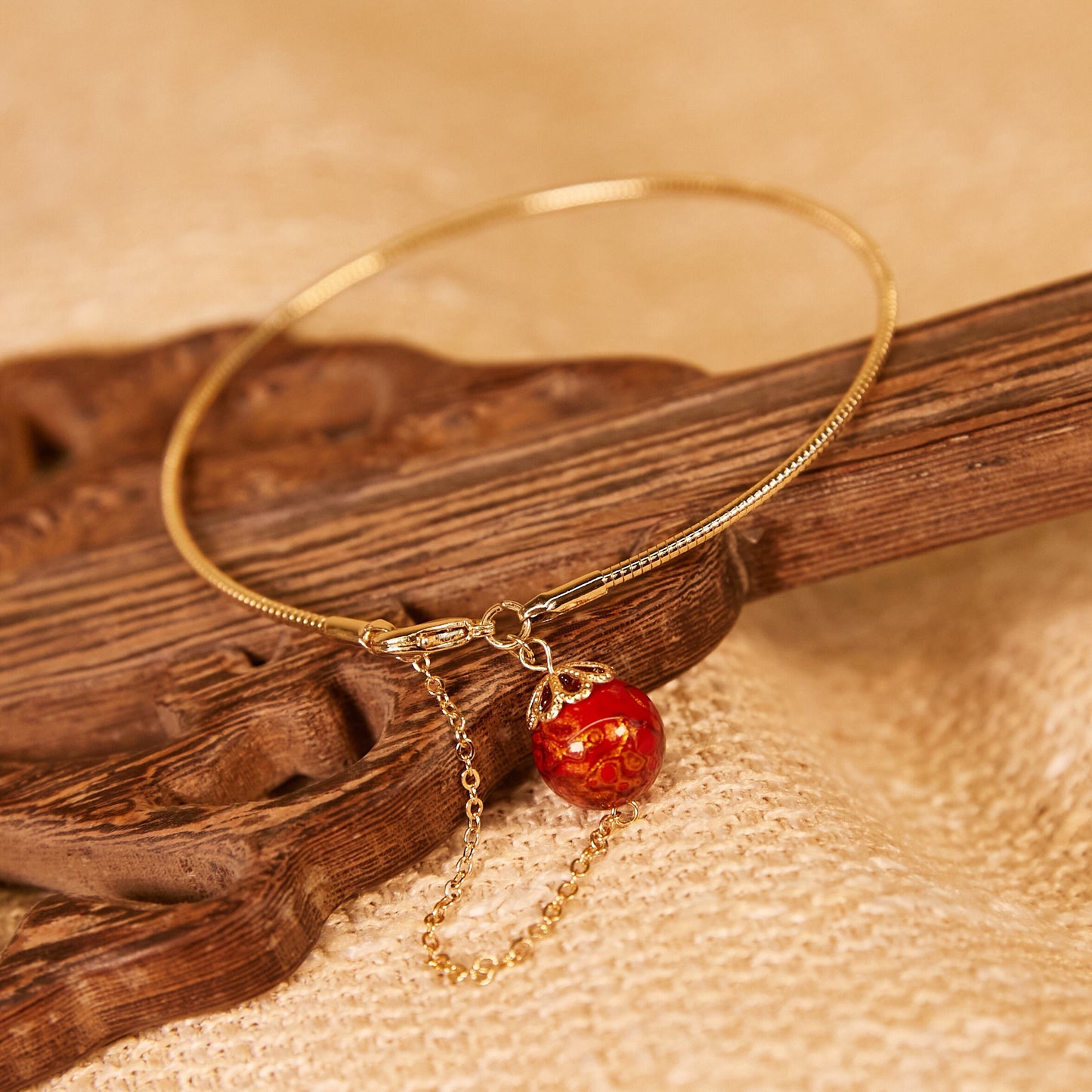 Jewelry/Lacquer bracelet (6.5cm X 1.0cm)/lucky red ball