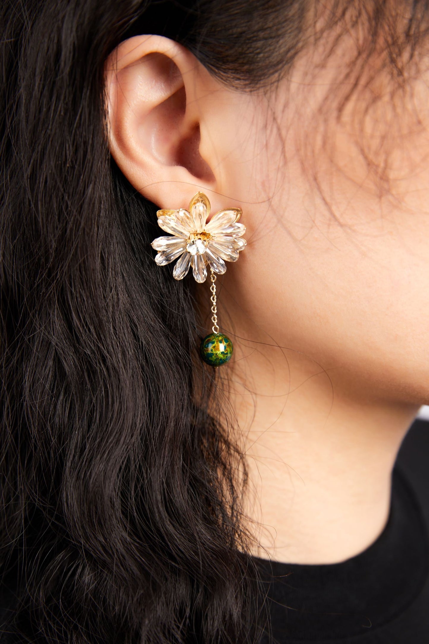 Jewelry/Lacquer earrings (6.5cm X 1.0cm)/preserved fresh flower/Crystal/18K gold plated