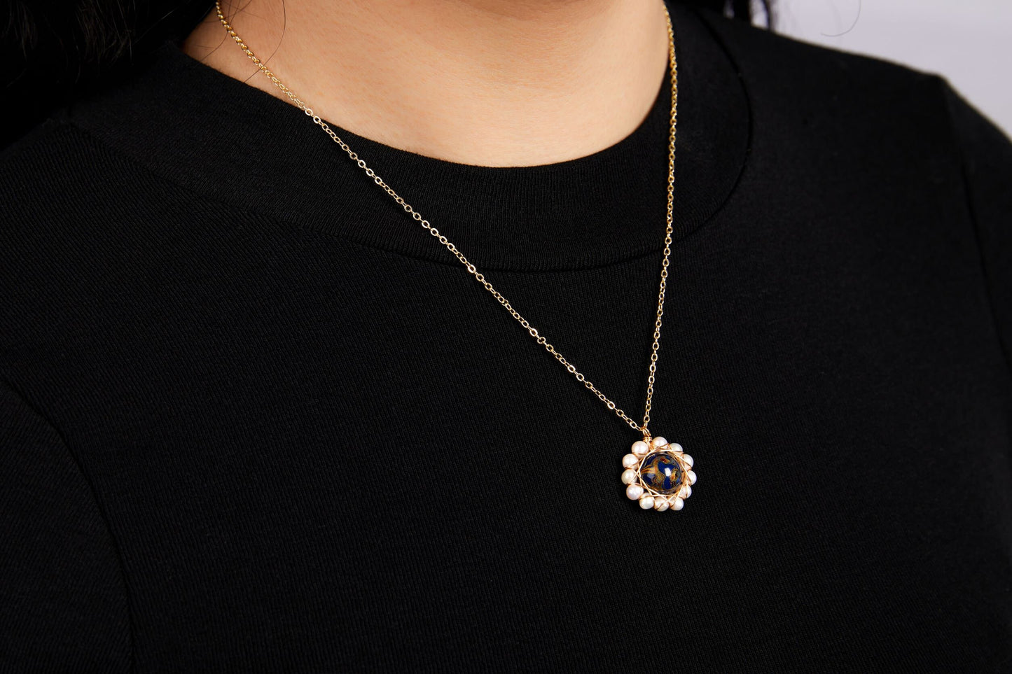 Jewelry/2cm diameter lacquer ball & natural pearls/18K gold plated necklace (24cm - 28 cm adjustable)/multiple-color sunflowers