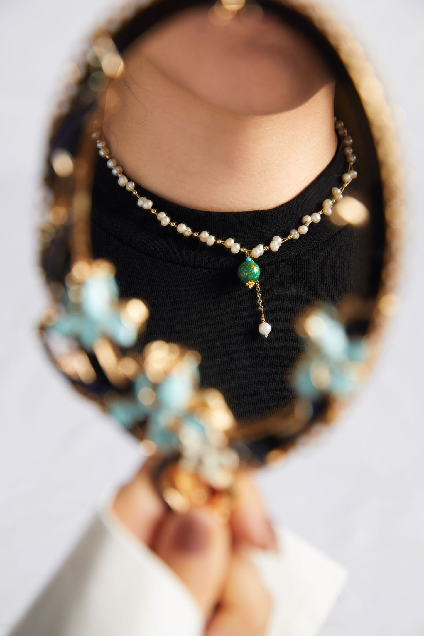 Jewelry/1cm diameter lacquer ball & natural pearls/18K gold plated necklace (23cm - 28 cm adjustable)/Green