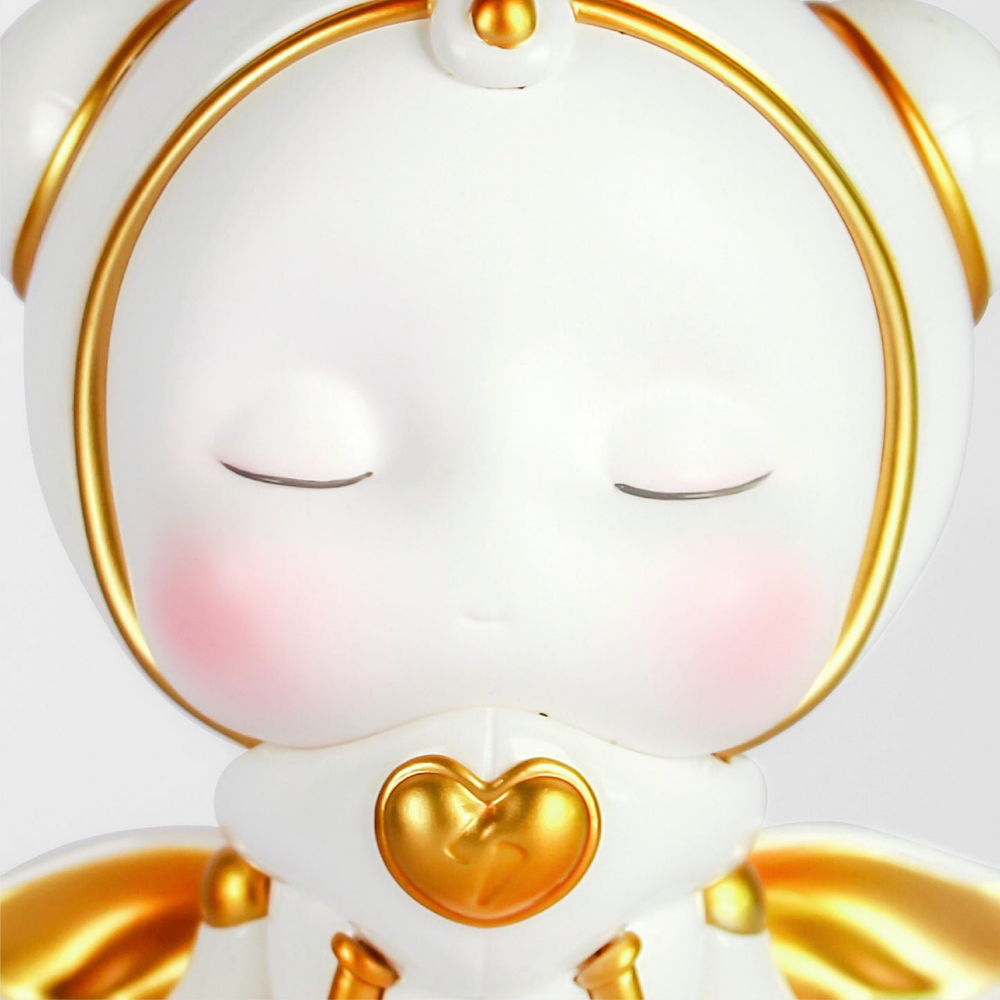 Art Designer Toy Figure/Limited Edition/AILITU - Angel/Material Polyurethane/8.27'' (21 cm) X 3.54'' (9 cm) X 2.76'' (7 cm)